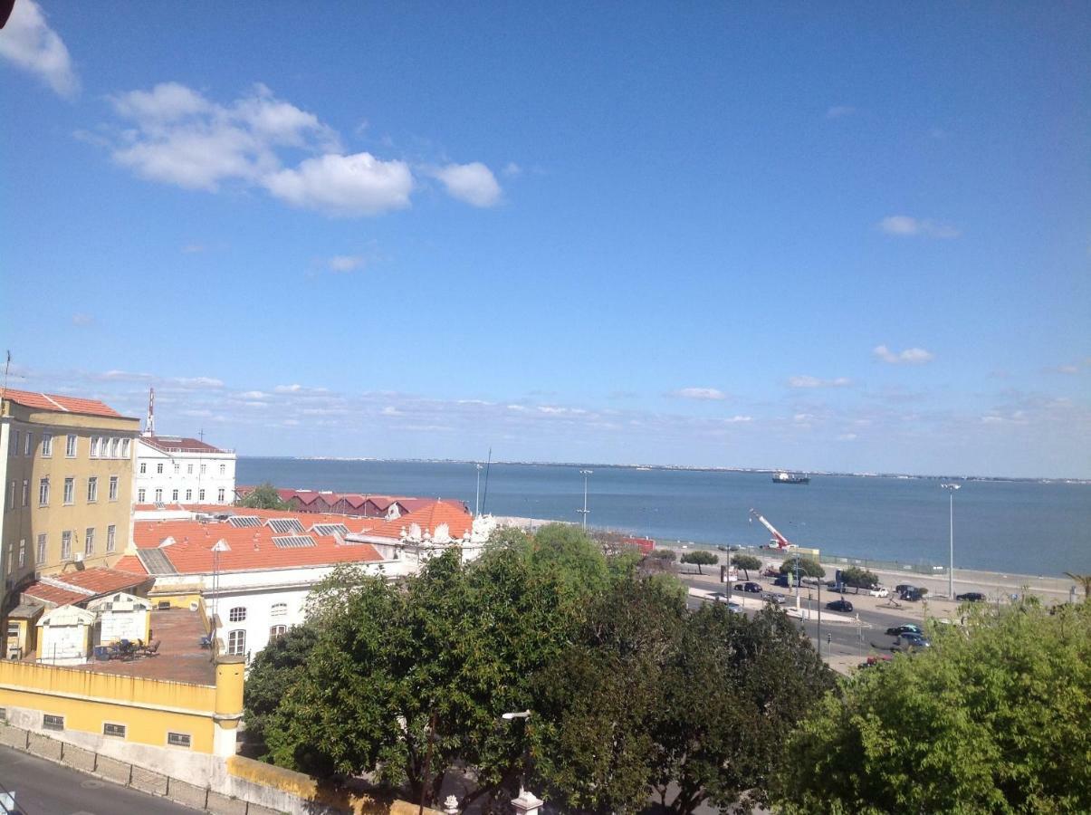Xavier - Alfama Apartment River View Lisbon Exterior photo