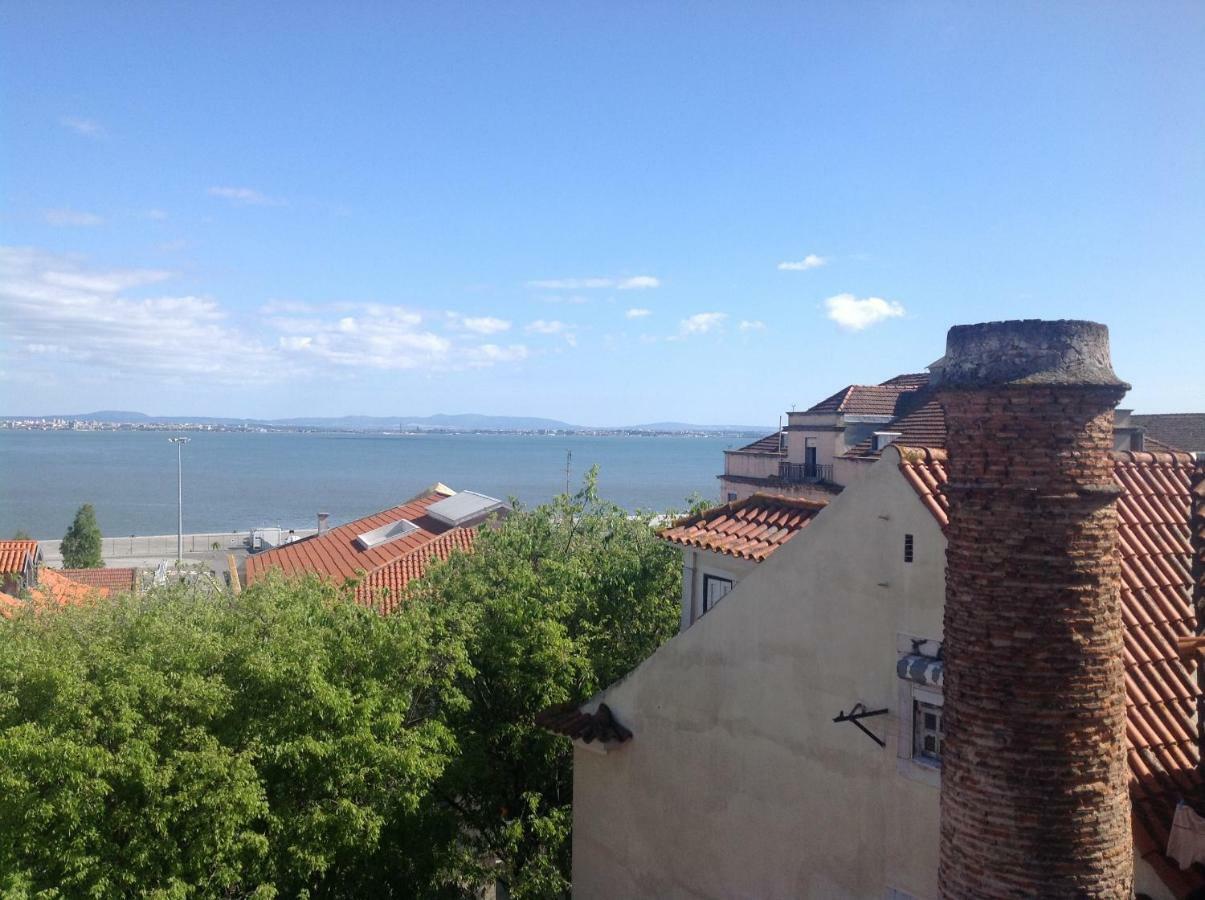 Xavier - Alfama Apartment River View Lisbon Exterior photo